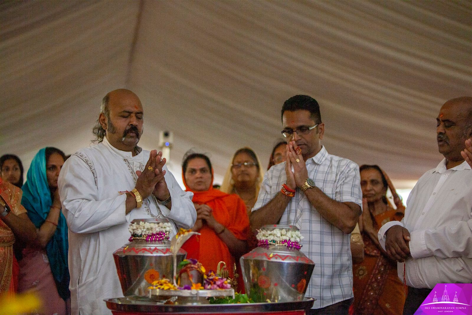 ©1987-2017 SKS Swaminarayan Temple East London